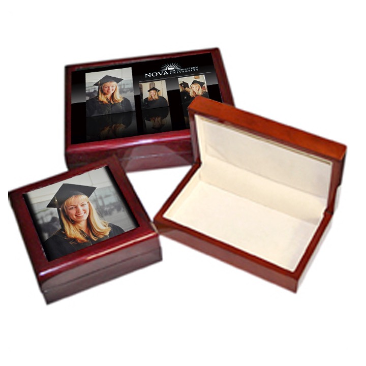 Graduation boxes